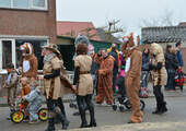 Optocht Oijen maandag 3 maart 2014 (43)